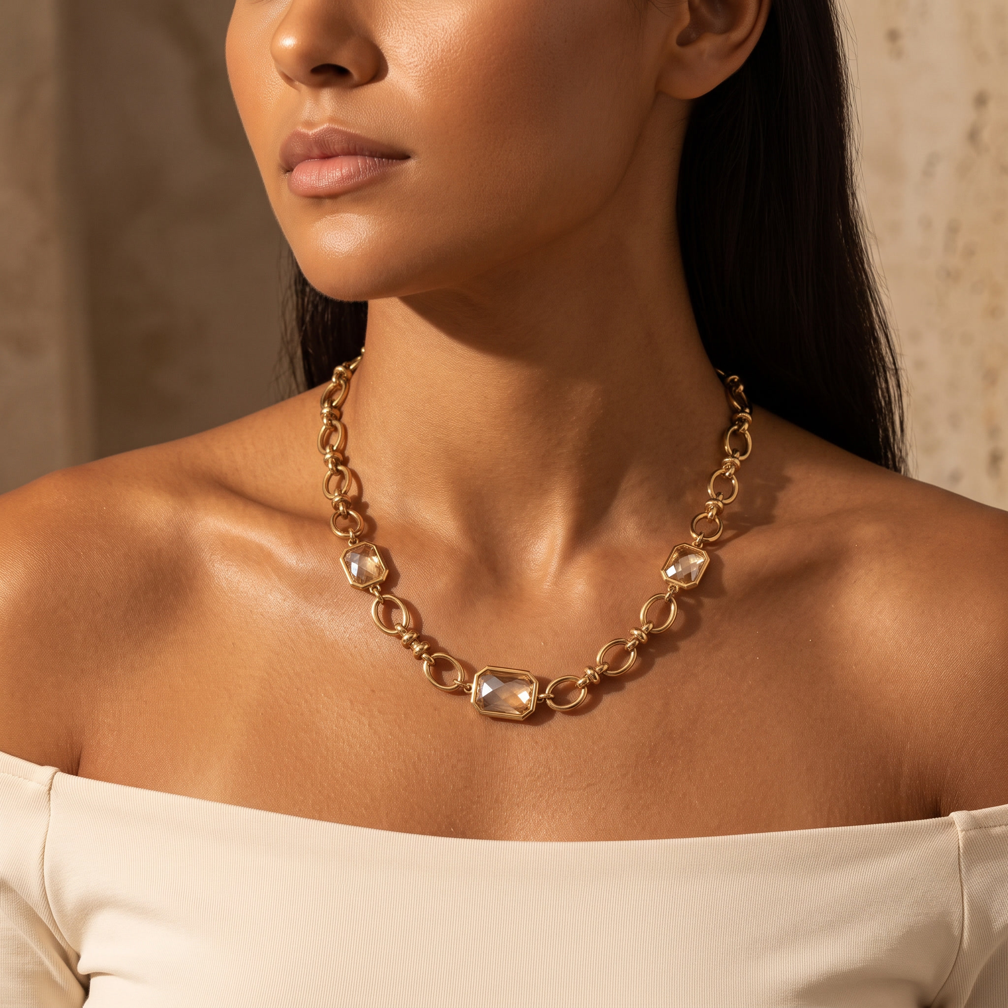 Collier Zénith porté, Maison Sveltesse