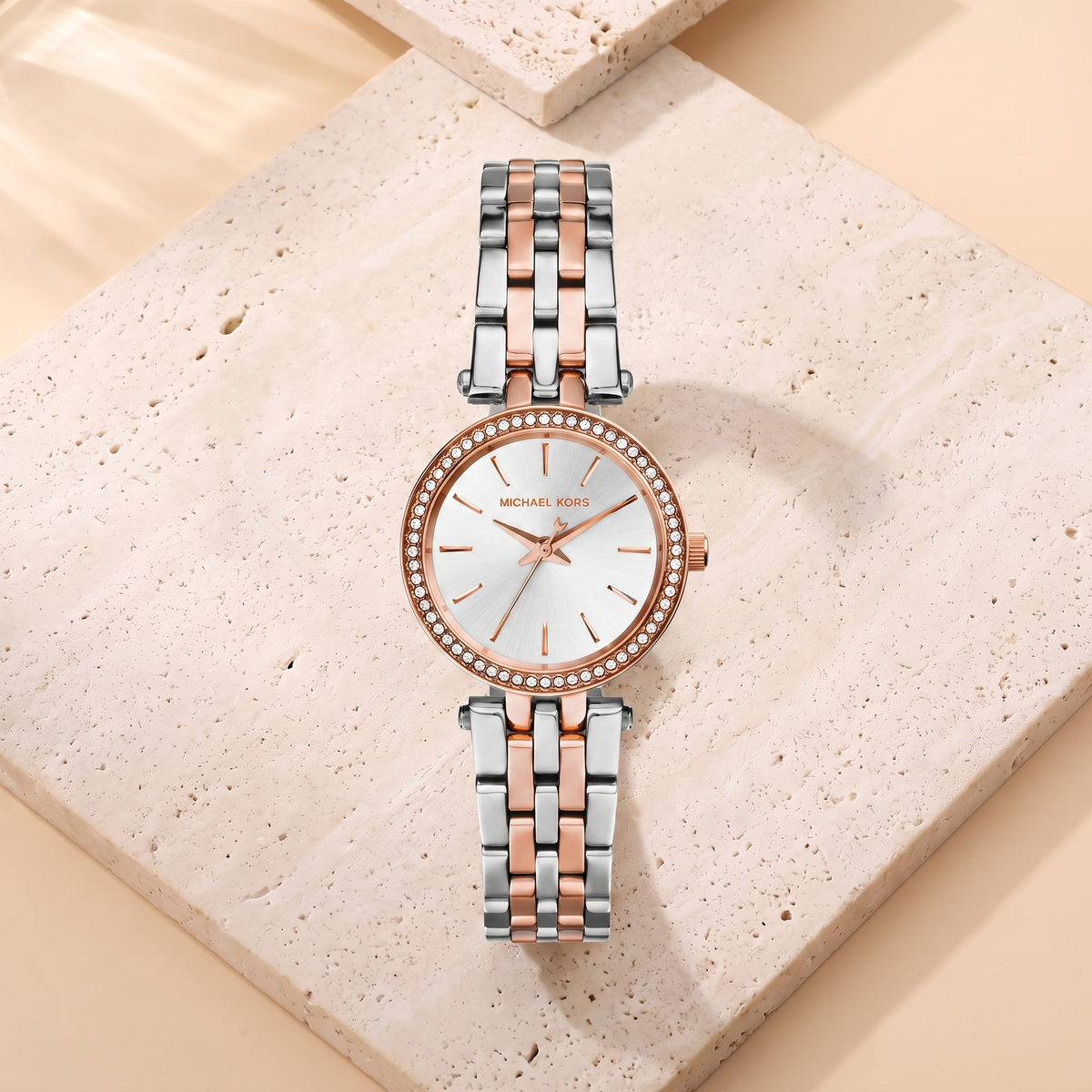 Michael Kors Mini Darci Gold, fond travertin