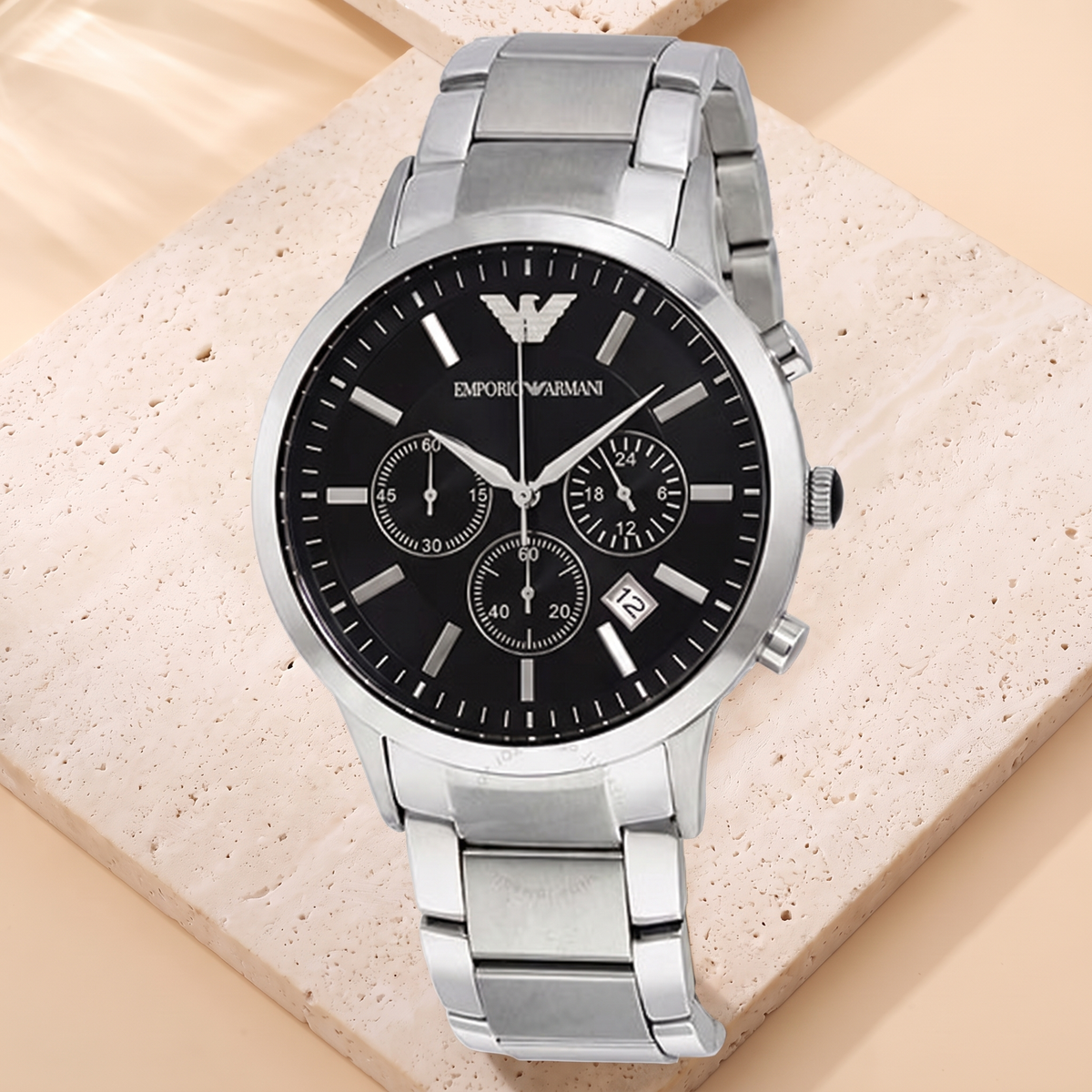 Emporio Armani Renato Noir, fond travertin